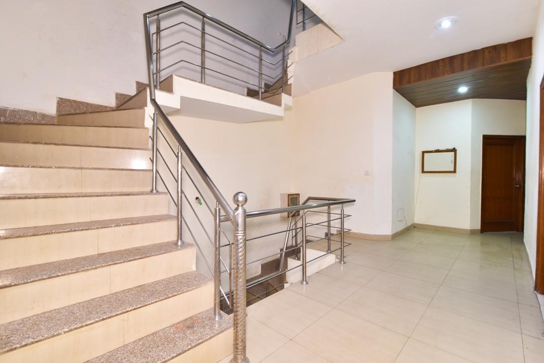 Hotel B-Comfort Amritsar Ngoại thất bức ảnh
