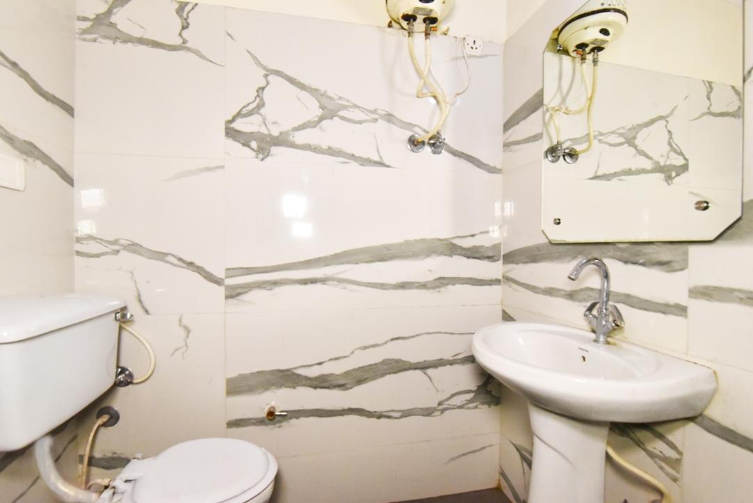 Hotel B-Comfort Amritsar Ngoại thất bức ảnh